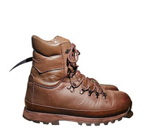 Altberg Defender lightweight Hiking, Fishing, Walking, any activity Boots UK 9 M