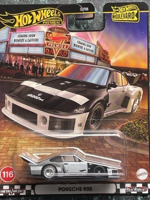 1:64 Hot Wheels Premium Boulevard #116 Porsche 935 2/5 Real Riders 