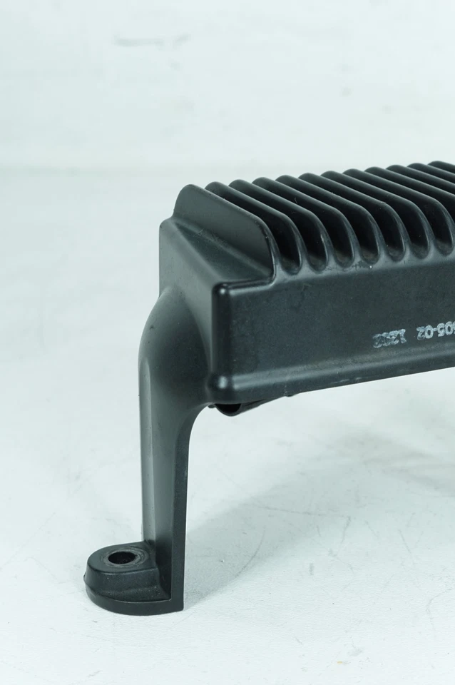 Harley Touring Road King 2002 FLHRI regulador de voltaje rectificador 74505-02 fabricante de equipos originales Foto 3 de 4