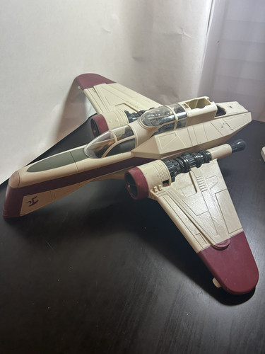 Hasbro Star Wars SAGA 2004 ROTS Clone Wars ARC-170 nave de combate INCOMPLETA