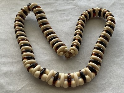 Vintage Designer William Delillo Amber & Cream Color Beaded Chunky Necklace 