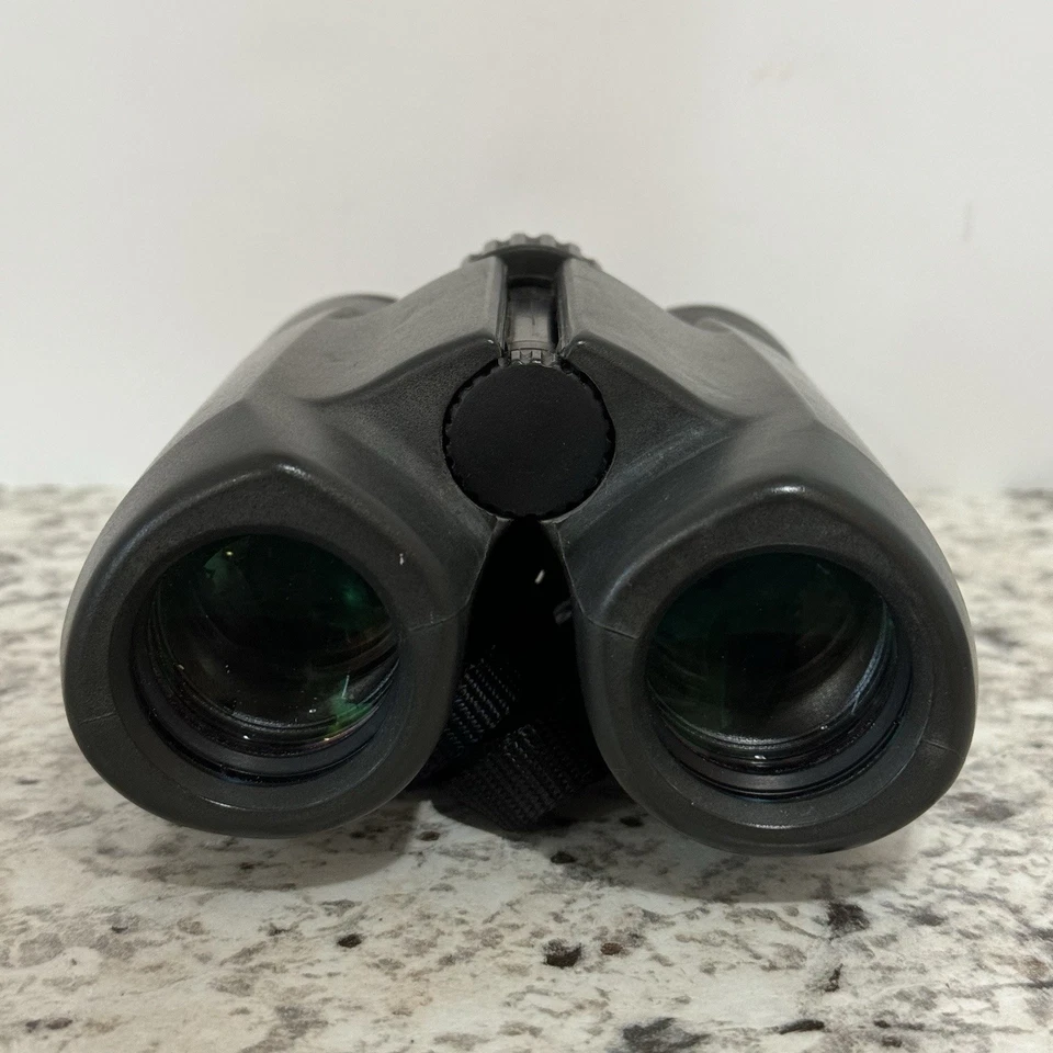 Canon 8x32 WP 7.5 Degree Waterproof, Fog Proof Binoculars - Image 2 of 4