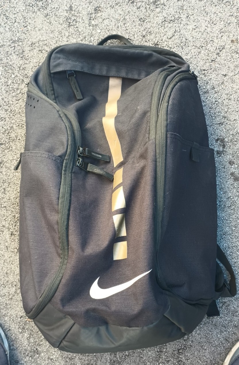 Nike Hoops Elite Pro Basketball Backpack Black and Go… Gem