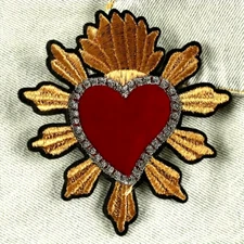 1pc Crowns & Heart Embroidered iron on patch applique 3 1/2 x 3 3/4 inch