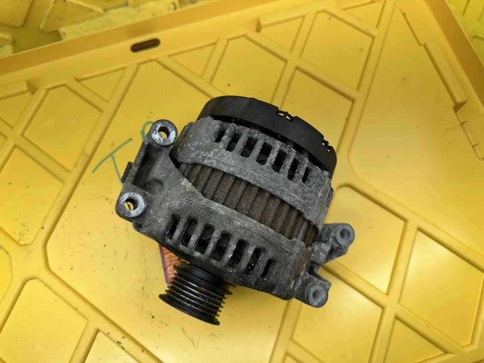 Alternador generador Mercedes Benz W212 E350 E550 2010-2014 A0131545602 OEM Foto 3 de 4