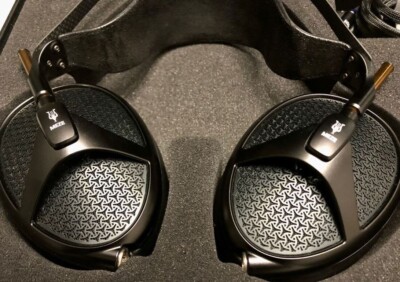 BLACK JET Empyrean Audio Meze ヘッドホン Meze 買取価格｜フジヤエービック [MEMP-JB-J] BLACK JET EMPYREAN Audio ヘッドホン