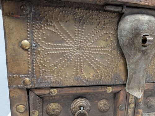 Rajasthani Box Dowry Jewellery Chest Wooden Antique - RSPCA Middlesex/Herts - Picture 4 of 21