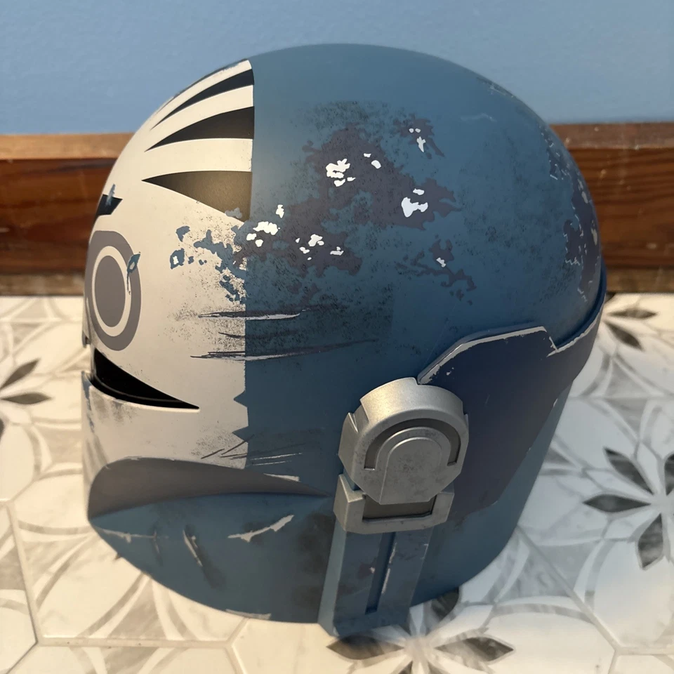 Star Wars The Black Series Bo-Katan Kryze Premium Electronic Helmet Mandalorian - Image 3 of 4
