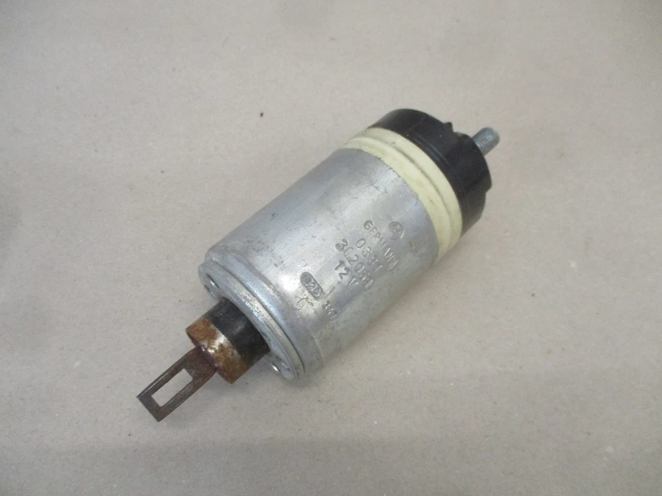 Interruptor magnético Opel GT Rekord C D E Manta CIH imán de elevación arranque 12V NUEVO BOSCH - Imagen 2 de 4