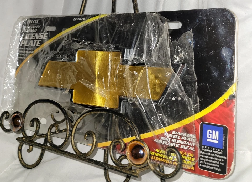 Placa Chevrolet SÍMBOLO 3D (NUEVO PERO PLÁSTICO se está desentrañando) Foto 2 de 4