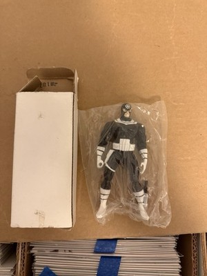 BULLSEYE Mail-Away Toyfare Action Figure Marvel Daredevil