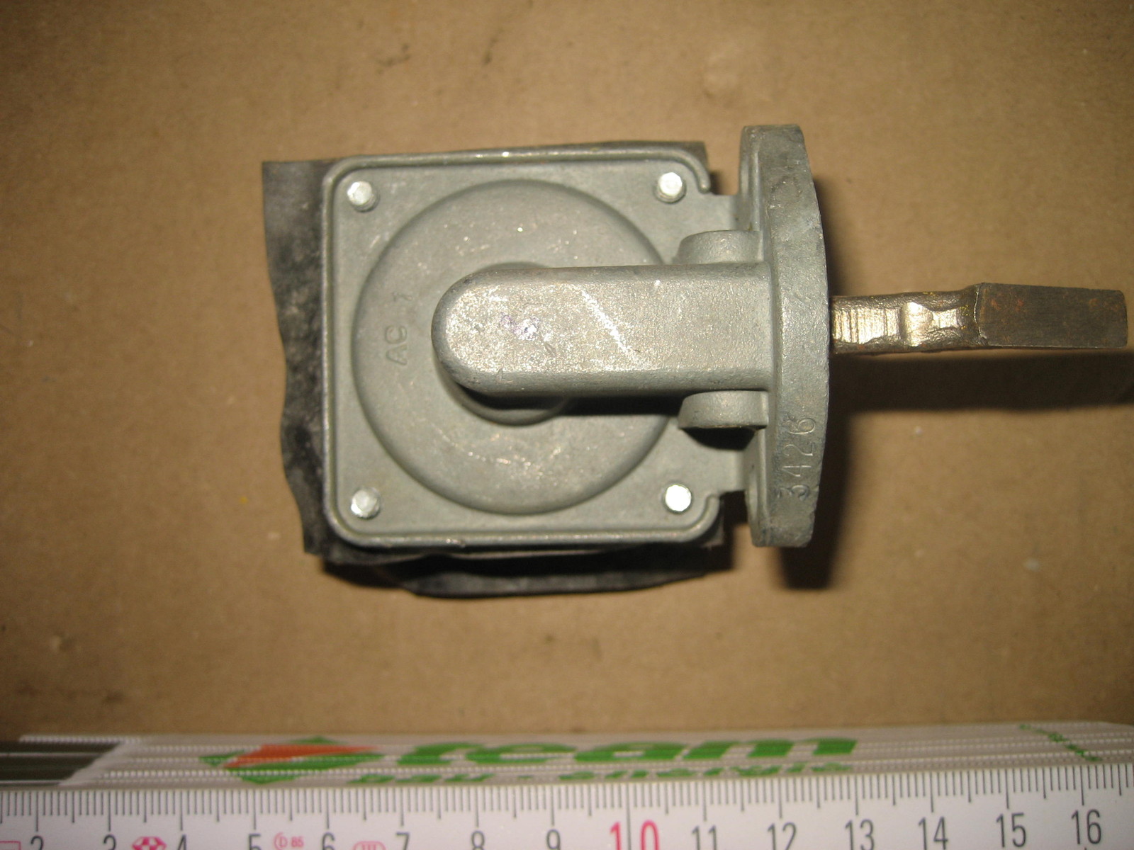 Picture 4 of 9