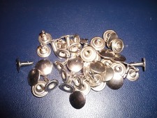 24 Stück Nieten, Silberfarben, Maße:Kopfdurchmesser ca. 12mm, Nietlänge ca.11mm 