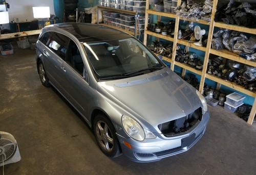 06-2011 mercedes w251 r350 r320 r500 front center cup holder trim molding bezel - Picture 7 of 12