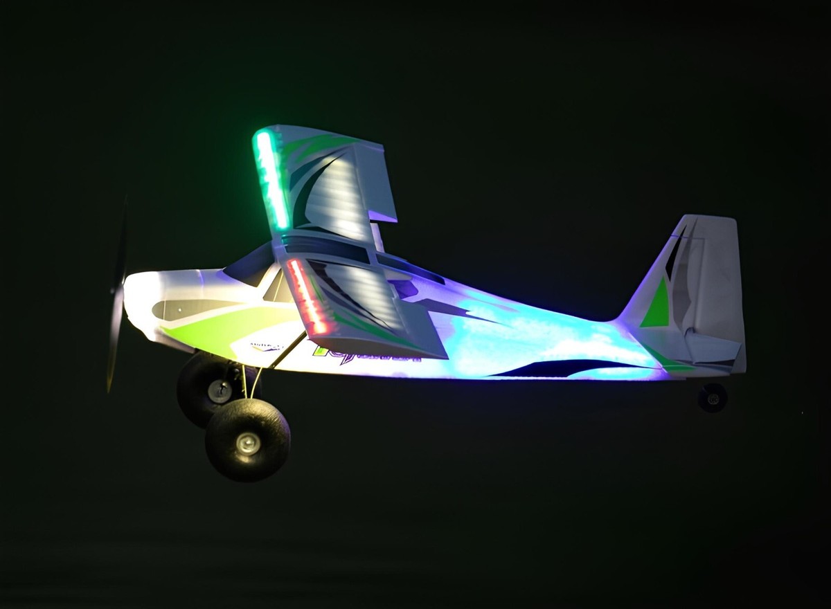 Durafly Night Tundra PNF STOL/Sports Model w/ Full LED Durafly Night Tundra PNF STOL/Sports Model w/ Full LED