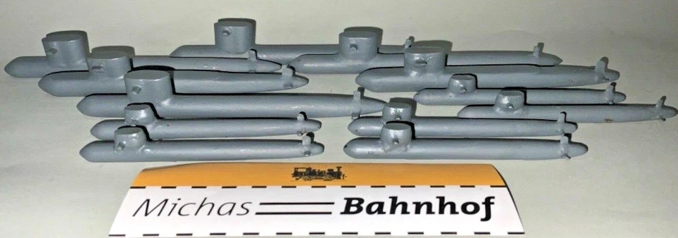 12x U-Boot Schiffsmodell 1:1250 =10 å