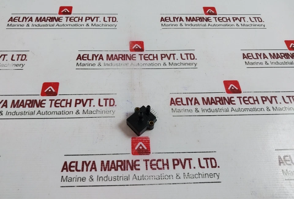 Honeywell SCX01DNC Board Mount Pressure Sensor - Image 4 of 4