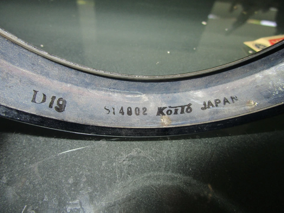 Nos YAMAHA YG5T G6S G7S OEM FARO CABEZA LUZ LLANTA 207-84115-01 Foto 4 de 4