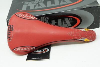 NOS SELLE ITALIA RADIUS SNAKE RED VINTAGE SADDLE SEAT ROAD RACING NOS SELLE ITALIA RADIUS SNAKE RED VINTAGE SADDLE SEAT ROAD RACING