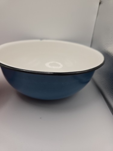 Vtg. Two Enamelware Nesting Bowls, Blue And Orange - Picture 3 of 5