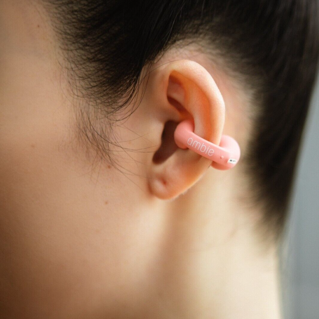 ambie Sound Earcuffs AM-TW02 Bluetooth USB Type-C Lithium-ion