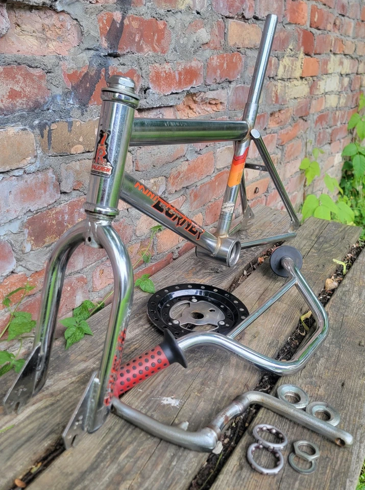 MK1 Raleigh 1985 mini quemador 16" cuadro ovalado con bielas OG 40T Tange Seiki 127 Foto 2 de 4