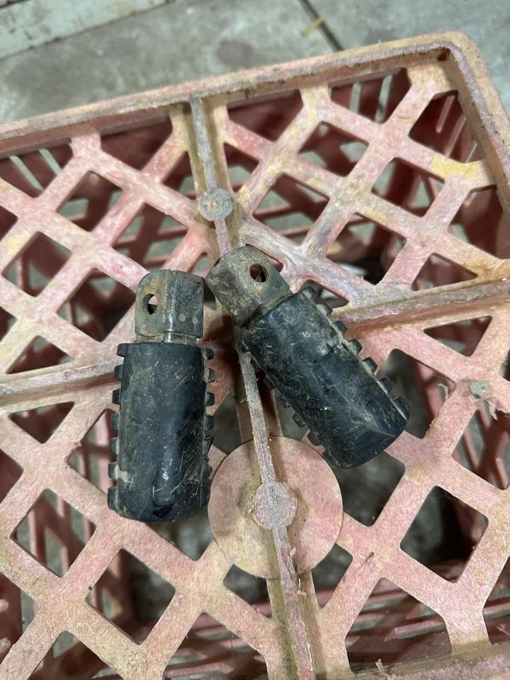 Clavijas de pie Pw80 OEM Foto 2 de 2