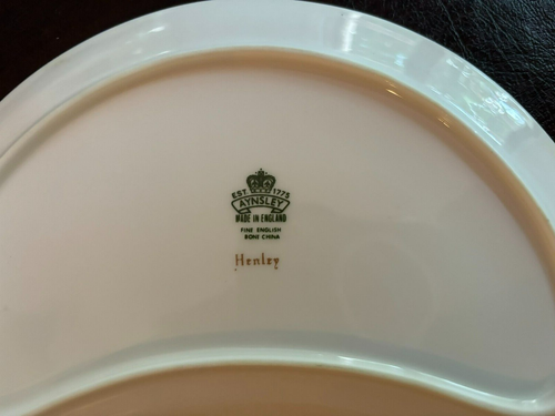 Aynsley China "Henley" 8 1/2" Crescent Salad Plate green backstamp -Perfect/RARE - Picture 5 of 5