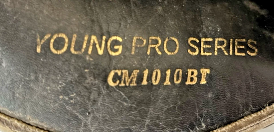 Guante de receptor All Star CM1010BT Young Pro Series 31" - Lanzador izquierdo Foto 4 de 4