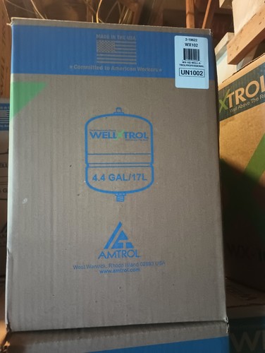 Amtrol WX-102 (141PR1) Well-X-Trol In-Line Well Water Pressure Tank, 4.4 Gal