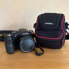 FujiFilm FinePix S2000HD 10MP 15x Optical Zoom Digital Camera Fuji Y2K Digi