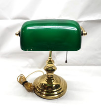Emerald Green Glass vintage brass banker's lamp with pull chain Works Great 