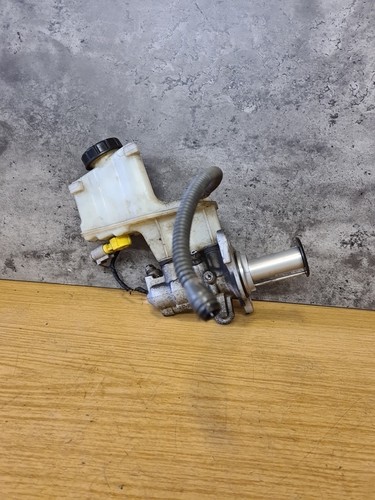 2014 VOLKSWAGEN GOLF MK7 1.2 PETROL BRAKE MASTER CYLINDER & RESEVOIR 5Q2611301 - Picture 1 of 8