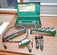 Greenlee 7506 Slug Splitter Hydraulic Knockout Punch Driver Set w/ 767 Hand Pump