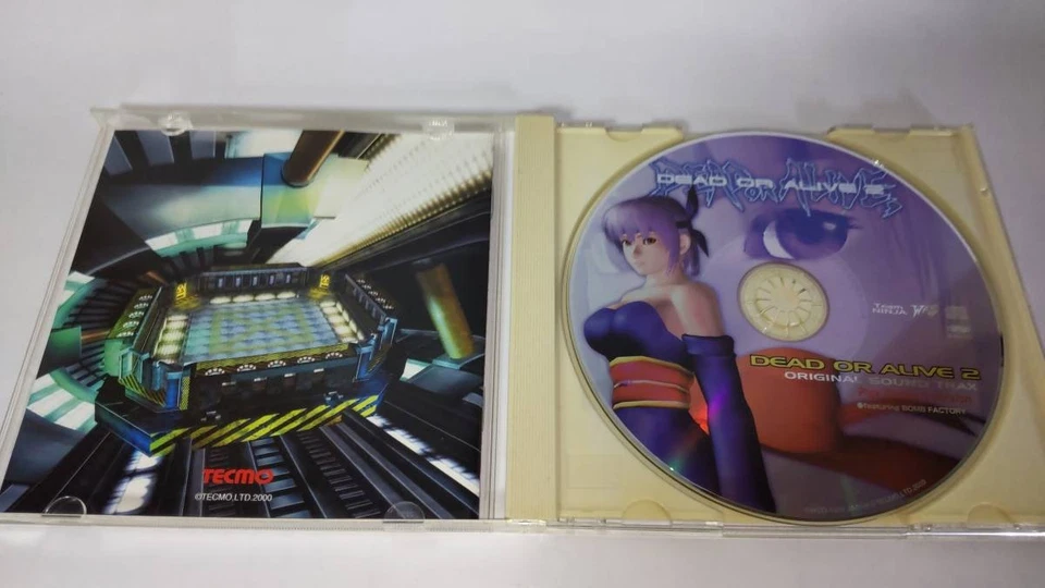 CD Dead or Alive 2 original soundtrack PlayStation 2 version Foto 2 de 3