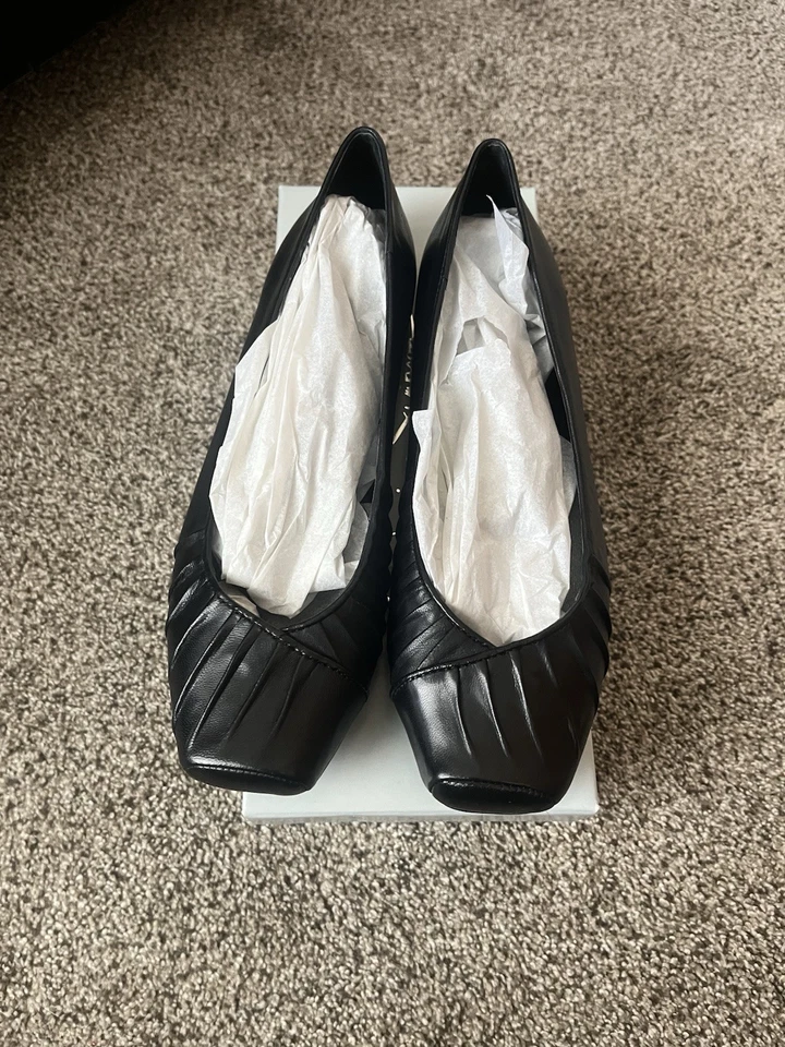 Jessica Simpson 平底鞋全新 8 码 — 第 4/4 张图片