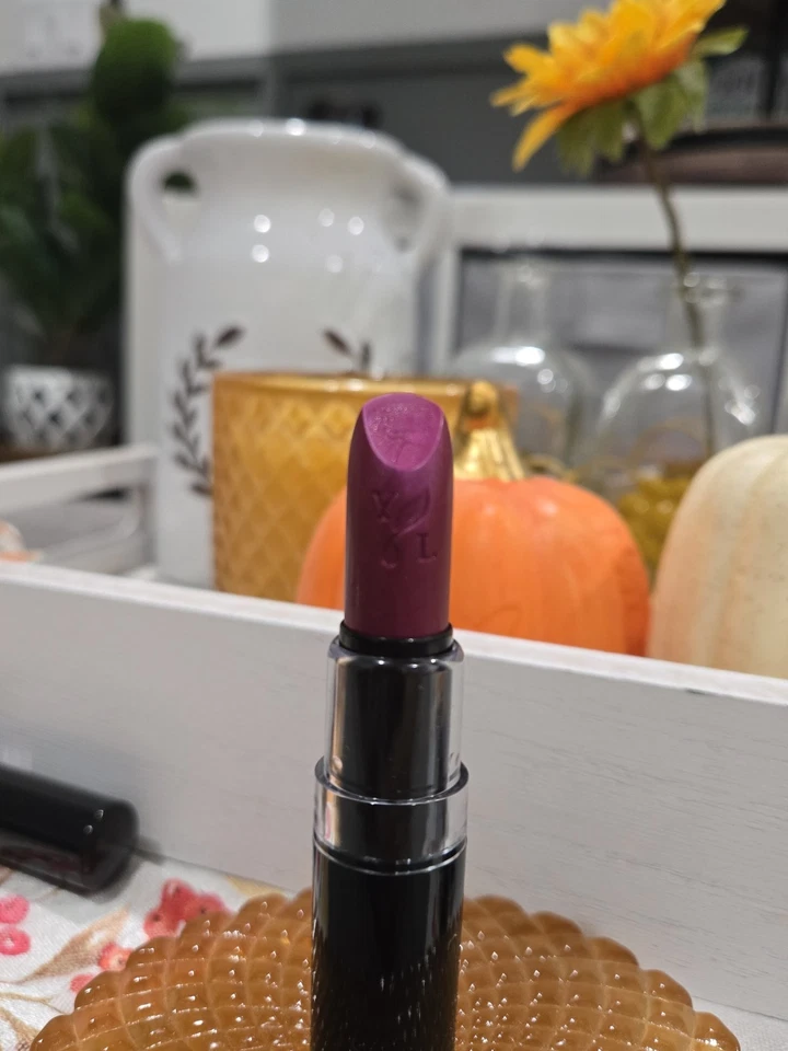 Savvy Minerals de Young Living ~ Lápiz labial Sweet Life NUEVO en CAJA  Foto 3 de 4