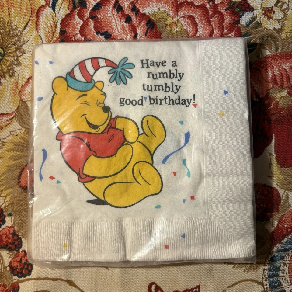 Nuevas servilletas de cumpleaños retro vintage de Winnie The Pooh tienen un cumpleaños retumbly Tumbly Foto 2 de 4