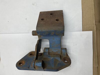 1967 Ford Mustang Türscharnier Mercury Cougar Door hinge links unten