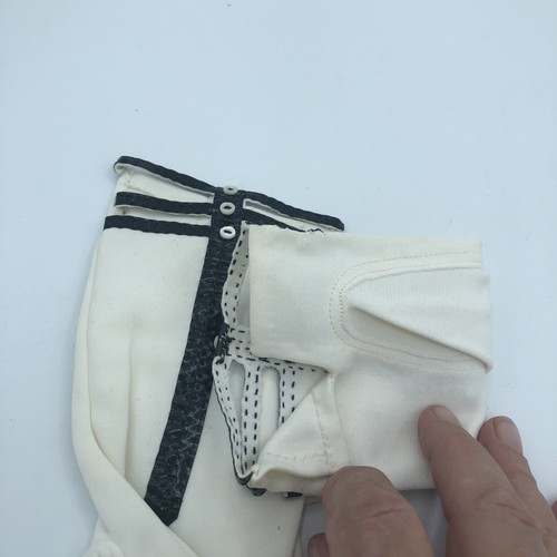 Vintage New Stretchies Ivory Nylon Gloves Deadstock One Size Tiny Button Detail - Picture 8 of 11