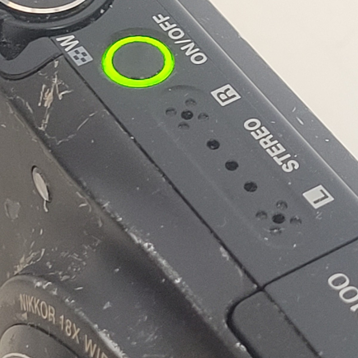 Nikon COOLPIX S9100 12.1MP Digital Camera For Parts ONLY AS
