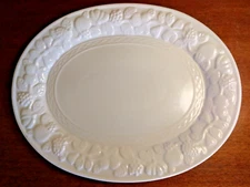 Gibson Oval Serving Plater With Embossed Raised Fruit Edge ~ 16 1/2" x 13"
