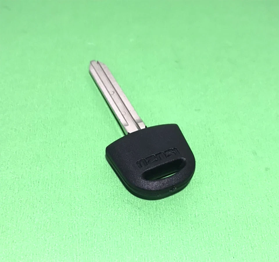 Llave en blanco para ascender Isuzu Rodeo D-MAX Dmax i280 i290 i350 i370 KB240 KB300 Foto 2 de 2