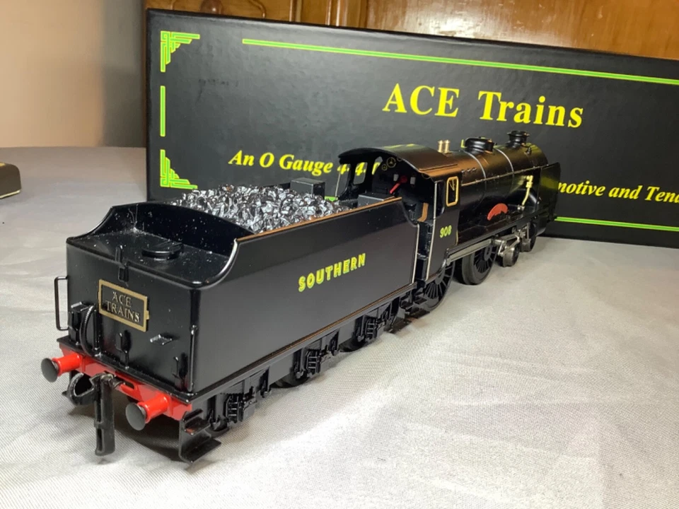 Ace Trains O Gauge E10 2 or 3 Rail SR Black 4-4-0 Schools Class 908 Westminster - Image 3 of 4
