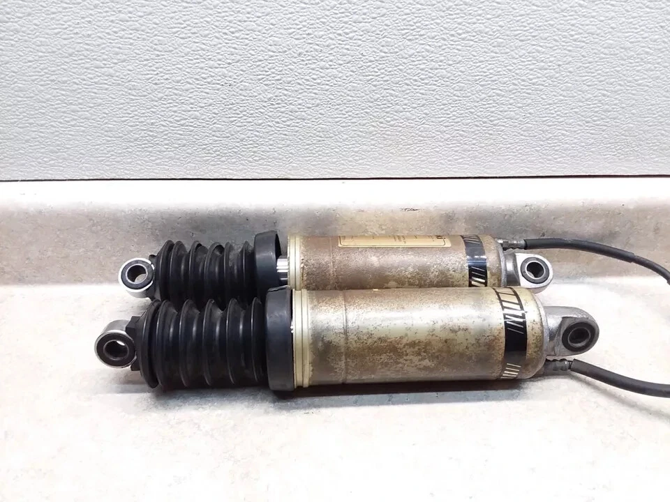 Par de amortiguadores traseros Kawasaki KZ 750 KZ750-N Spectre 1982 suspensión neumática PJ-10 Foto 4 de 4