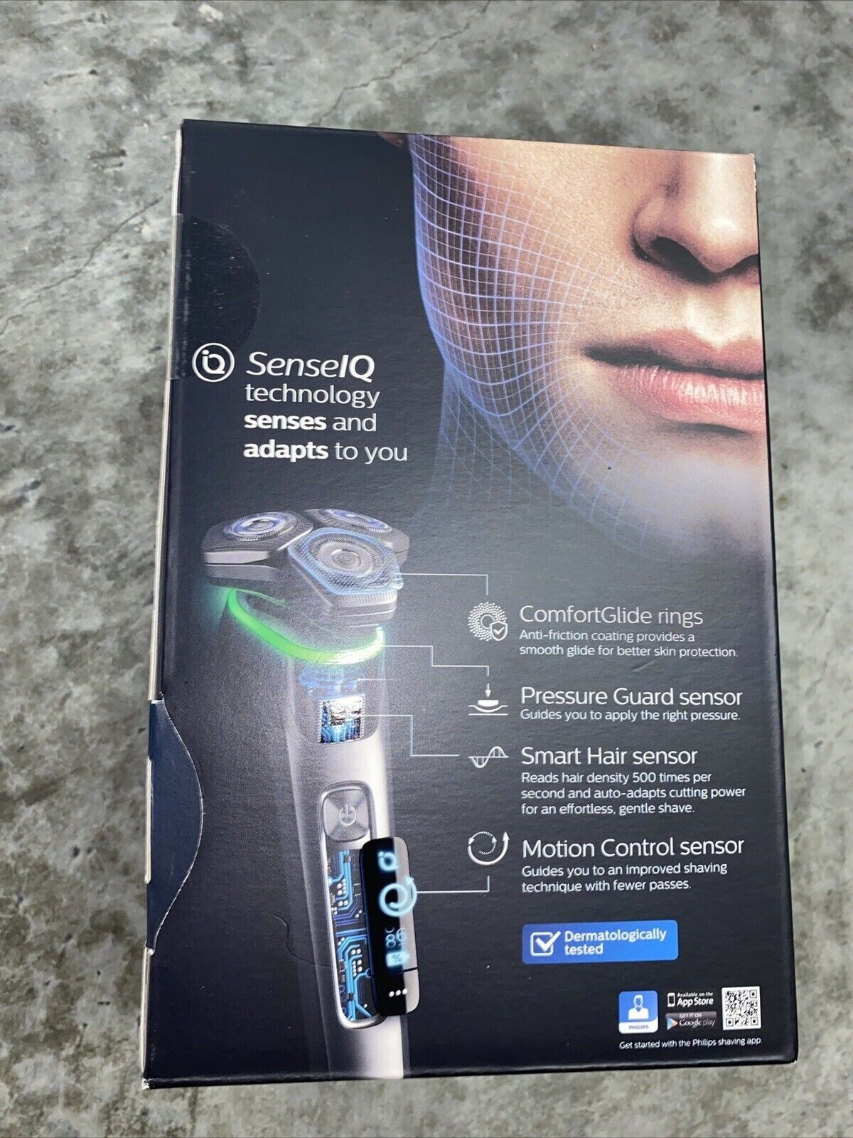 Philips Norelco 9500 Cordless Wet/Dry Electric Shaver With Wash Station