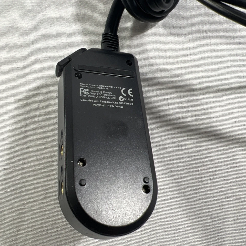 Controlador de volumen/bajo Creative Labs MZ0005 para sistema de altavoces Inspire T2900 Foto 4 de 4