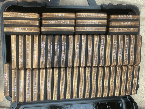 Giant lot of 175 Ellison Dies Wood Blocks, letters/numbers, holidays, LG & small - Picture 4 of 15
