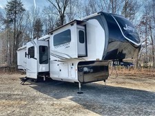 2026 Jayco North Point 382FLRB