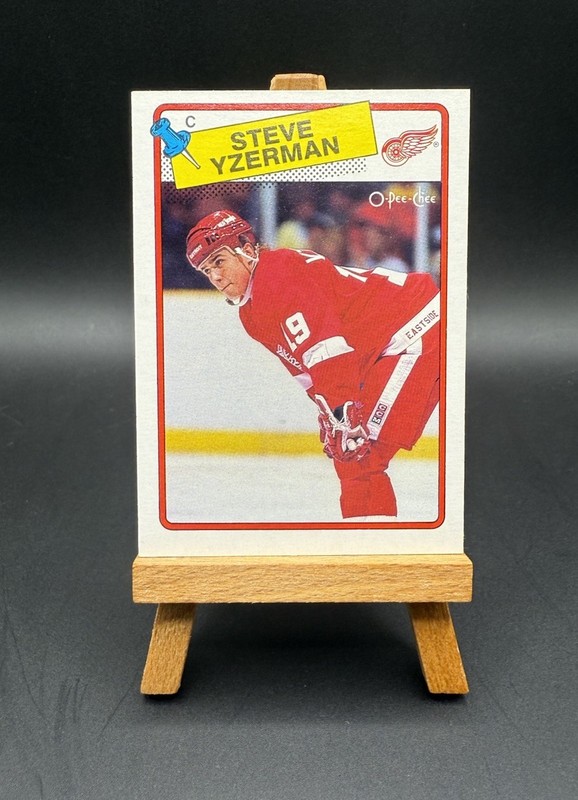 1988-89 O-Pee-Chee - Steve Yzerman #196